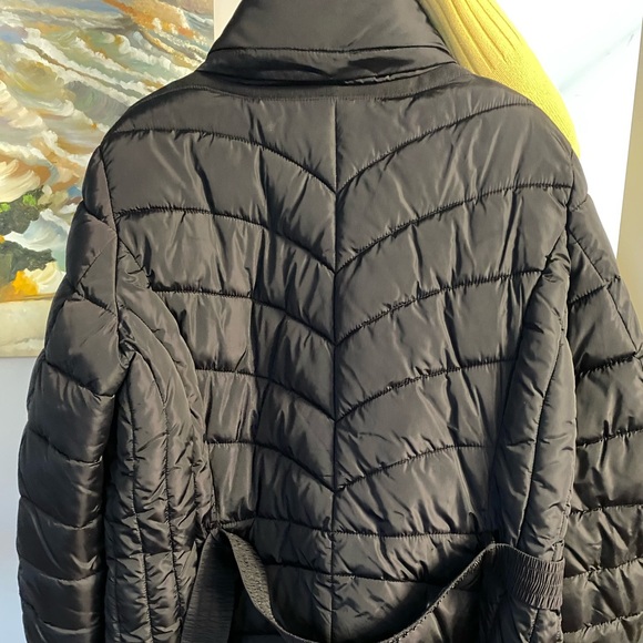Black Warm Jacket - Picture 4 of 4